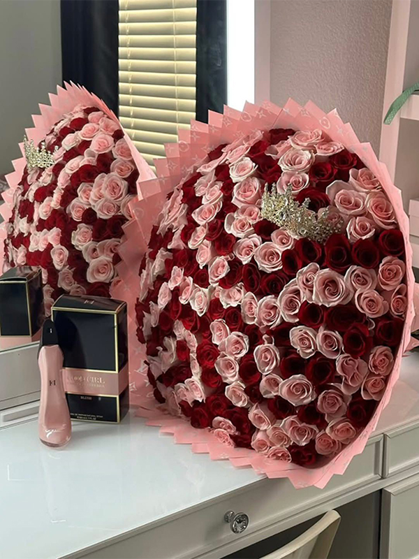 True Moments Flowers arrangement