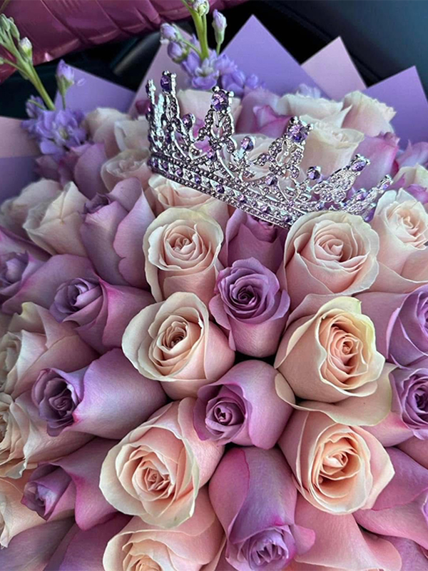 True Moments Flowers arrangement